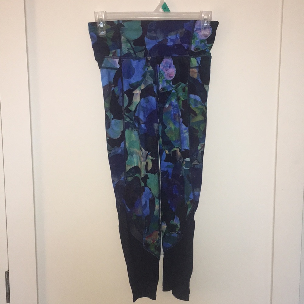 Athletic leggings